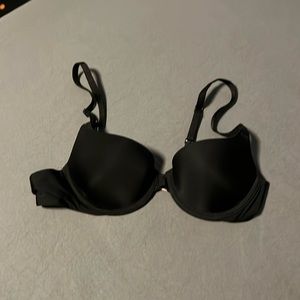 Victoria’s Secret Bra NEW